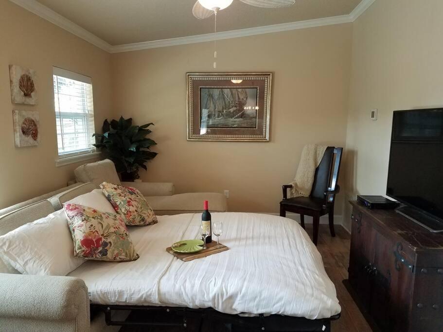 Bahamian Cottage - Heated Pool Walk To The Beach โคโคบีช ภายนอก รูปภาพ