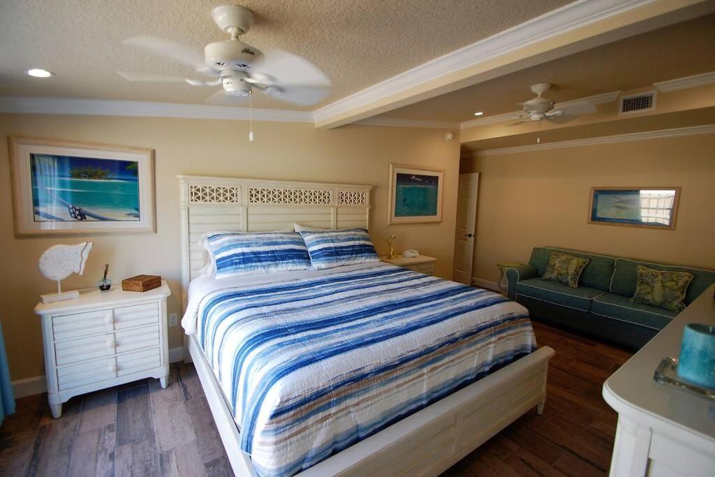 Bahamian Cottage - Heated Pool Walk To The Beach โคโคบีช ภายนอก รูปภาพ